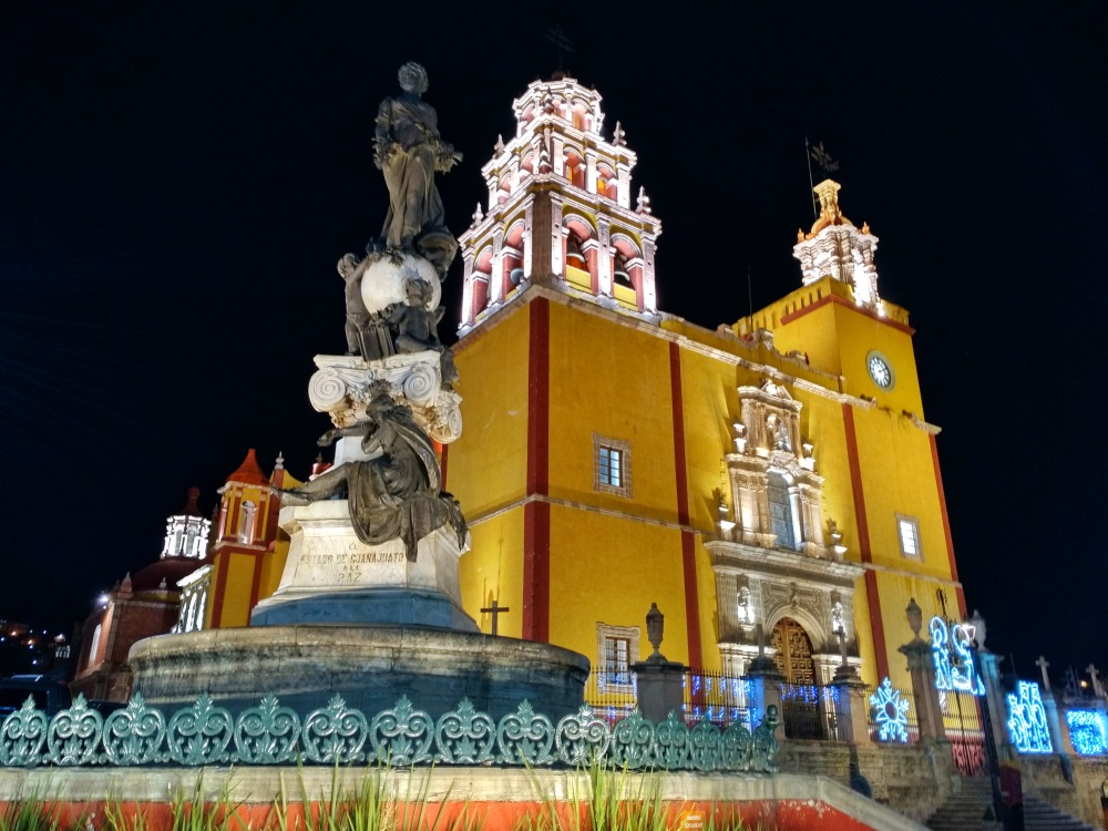 PptoTravel-Guanajuato-Plaza de la Paz