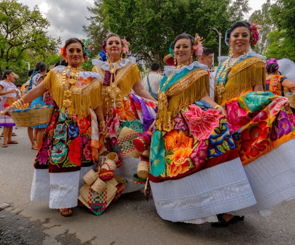 Oaxaca - Guelaguetza - Mexico - Itsmo